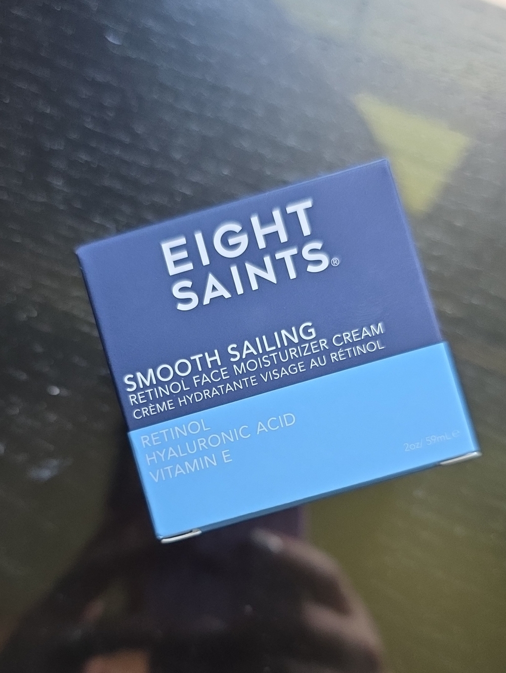 EIGHT SAINTS Smooth Sailing Retinol Face Moisturizer Cream - Blue
